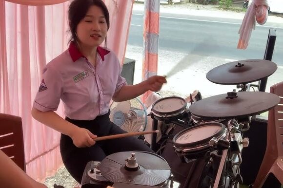 Lớp đánh trống cơ bản